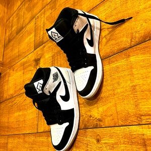 Nike Air Jordons Men’s 7